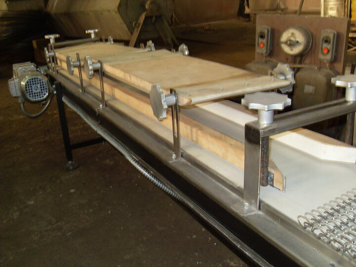 Тестозакаточная машина