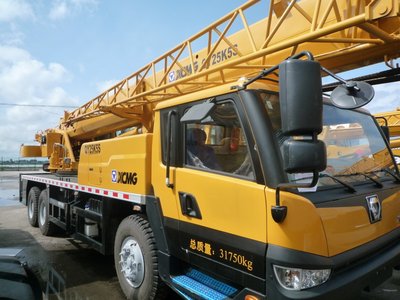 Продам Автокран xcmg QY25K5-S