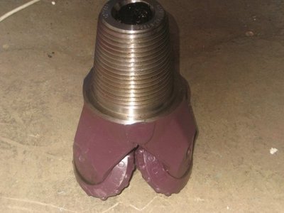 Продам Буровую установку (станок). 150 метров. в Хабаровске