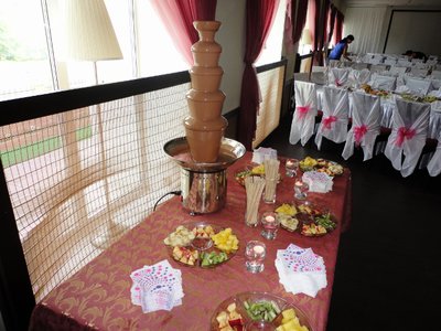 Шоколадный фонтан во Владивостоке. Установка