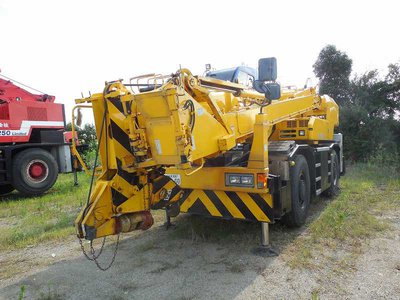 Кран самоходный TADANO GR300N 