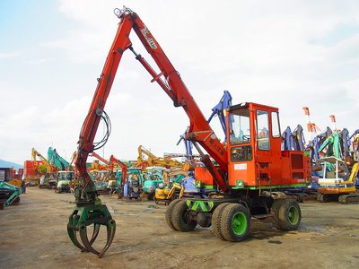 Экскаватор перегружатель колесный UOTANI UHR-808 