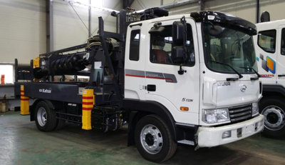 Буровая-кран Katus KA-045C на шасси Hyundai HD120