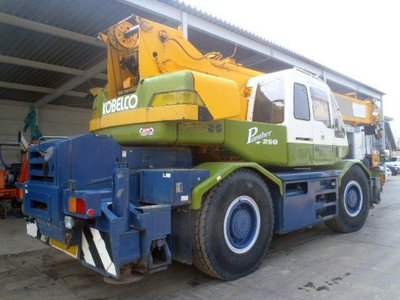 Кран самоходный Kobelco RK250-3 1996г