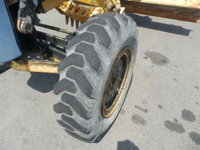 Мотогрейдер  Komatsu GD405A-3 2004г