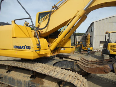 Экскаватор гусеничный Komatsu PC200-8N1 2008г