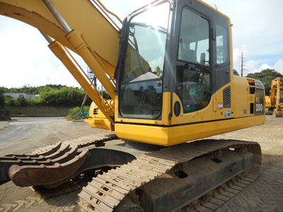 Экскаватор гусеничный Komatsu PC200-8N1 2008г
