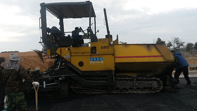 Асфальтоукладчик ABG TITAN 325EPM 2011г