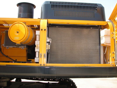 Экскаватор гусеничный Hyundai R4700LC 7A 2009г