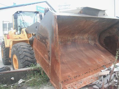 Погрузчик фронтальный VOLVO L220G 2011г