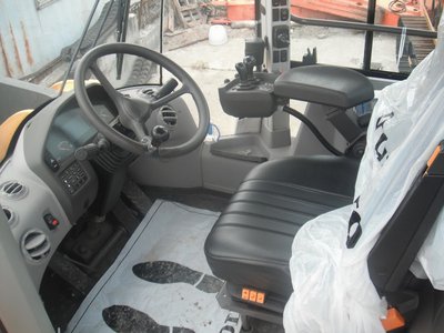 Погрузчик фронтальный VOLVO L220G 2011г
