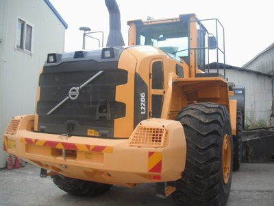 Погрузчик фронтальный VOLVO L220G 2011г