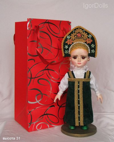 Авторская сувенирная куколка в стилизованном национальном костюме от Игоря Выгузова.