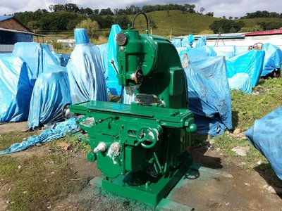 Станок вертикально фрезерный 6М12П продам, Владивосток.