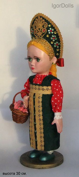 Авторская сувенирная кукла с корзинкой в стилизованном нац. костюме от Игоря Выгузова.