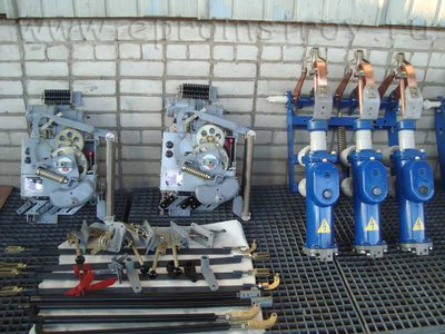 Продам оборудование для камер КСО: масляный выключатель, привод, тяги