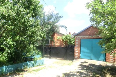 Кирпичный дом, в сказочном месте,красиваяприрода.пгт.Ильский.Северскийрайон.Краснодарский край.