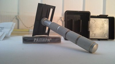 Бритва безопасная т-образная Я РОДОМ из СССР ретро 70-х для командировок,походов
