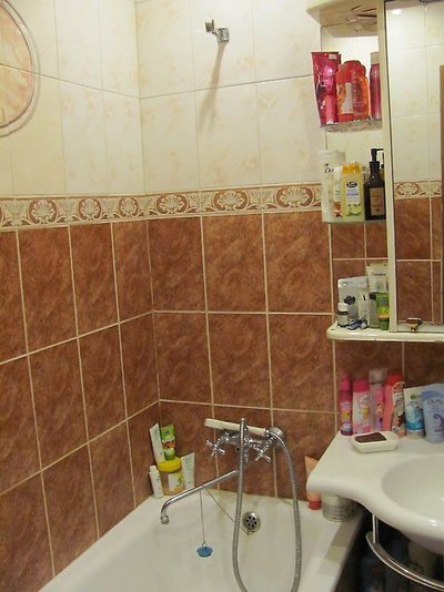 2-х комнатная квартира на Столетии