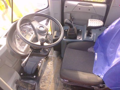 Китайский фронтальный погрузчик XCMG LW300KN