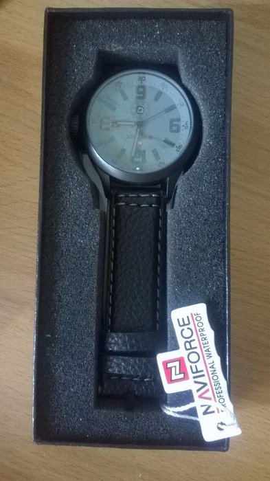 Часы Naviforce. Новый. В коробке во Владивостоке