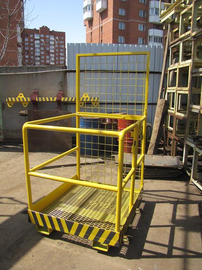 Корзина (люлька) для подъёма людей погрузчиком