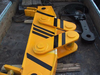 Металлические емкости, контейнеры, баки, траверсы, люльки, кабины