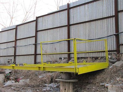 Площадка для приема грузов на высоте