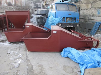 Тара для бетона. Бункеры поворотные для бетона (туфельки)