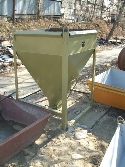 Тара для раствора, бункеры (бадьи) неповоротные для бетона (рюмки)