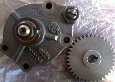 Насос масляный погрузчик ZL30,ZL930,300L,HZM300, двигатель YCD4J22T-115