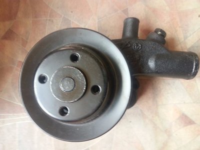 Насос водяной (помпа) погрузчик ZL30, двигатель YCD4J22T-115