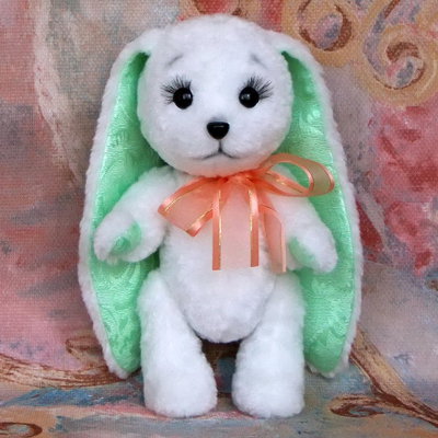 Сувенирная мягкая игрушка зайка Люся (заяц)