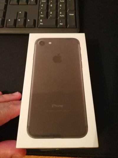  Смартфон Apple iPhone 7 256GB Черный (новый)