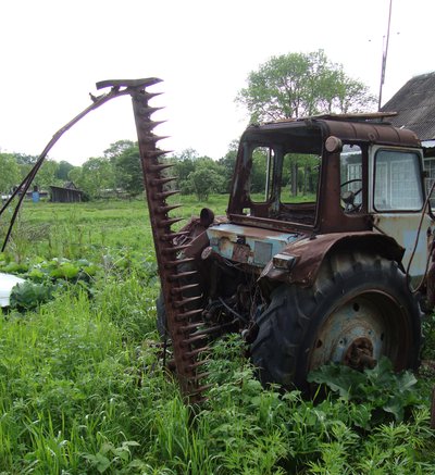 Трактор Беларусь МТЗ 80, 1992 г.в с полным навесным оборудованием