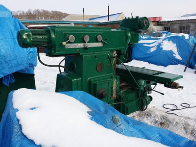 Станок фрезерный широкоуниверсальный 6Р82Ш продам, Владивосток.