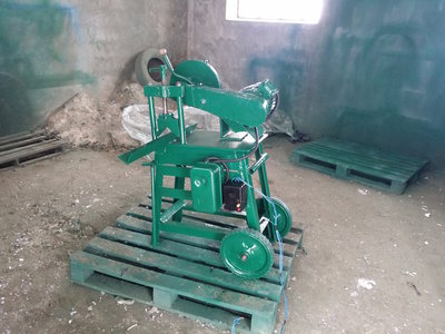 Отрезной передвижной станок продам, Владивосток