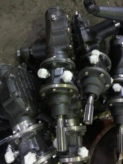 Узлы, агрегаты и запчасти на автомобиль УРАЛ