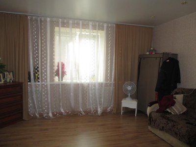 Продаётся срочно 2-х комнатная квартира на Постышева,31