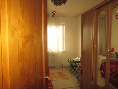 Продаётся 4-х комнатная квартира на пр-кт 100-лет Владивостоку
