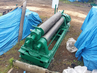  Вальцы УВ1800 12Х1800 продам, Владивосток.