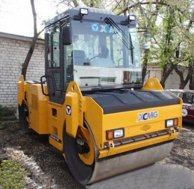 Каток двухвальцовый XCMG XD82