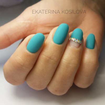 Красивый стильный маникюр на каждый день. Дизайны в подарок