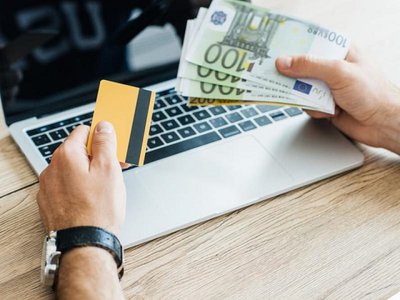 Есть работа. 5000 евро. Дубликаты кредитных карт.