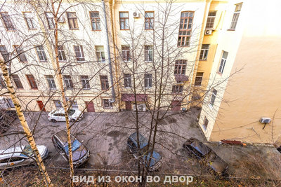 Продается тихая, светлая и очень уютная 3-комн. квартира в историческом центре Санкт-Петербурга