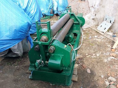Вальцы И2220 (машина листогибочная трехвалковая) продам, Владивосток.