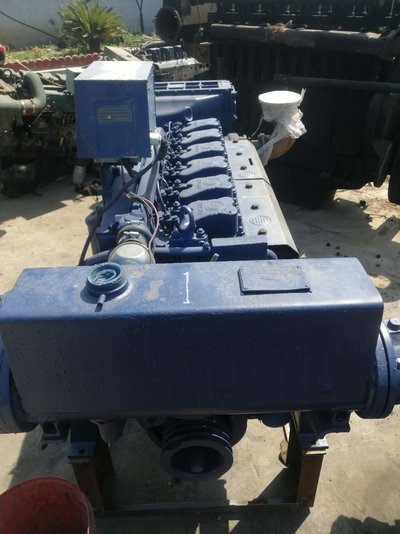 Двигатель судовой бу  Weichai WD10C260-17 с гидравлическим реверс-редуктором 
