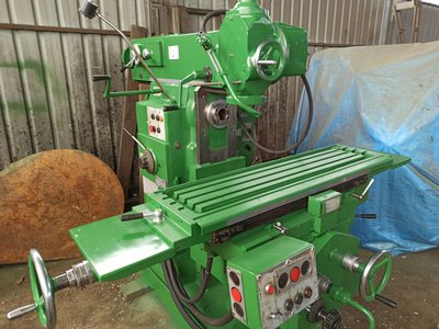 Станок фрезерный консольный широкоуниверсальный 6Д82Ш, продам  Владивосток.