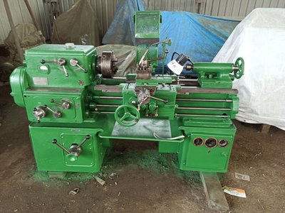 Универсальный токарно-винторезный станок 1А616, продам Владивосток.