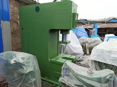  Пресс гидравлический П6330 усилие 100 тонн продам, Владивосток